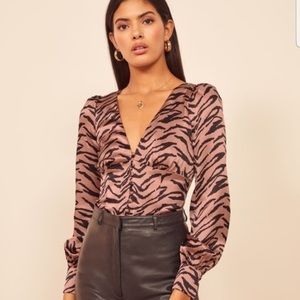 Reformation Cadence top